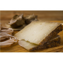 Semi aged pecorino cheese - Antonio Bussu