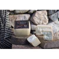 Essenza di Montagna - Pecorino per vegetariani - Su Grabiolu Essenza di Montagna - Pecorino per vegetariani - Su Grabiolu