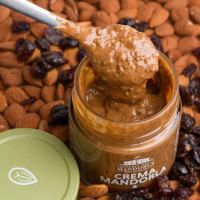 CREMA BIO DI MANDORLA E MIRTILLI ROSSI - La Fattoria della Mandorla CREMA BIO DI MANDORLA E MIRTILLI ROSSI - La Fattoria della Mandorla