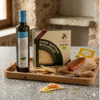 Box sapore d'estate: Bottarga Spanu, Olio evo e Pane Guttiau | INKE Box sapore d'estate: Bottarga Spanu, Olio evo e Pane Guttiau | INKE